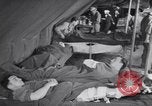 Standbild Evakuierung Krankenhaus europäische Theater, 1945, aus Sekunde 41 historischem Filmmaterial Videoclip 65675075314