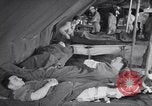 Standbild Evakuierung Krankenhaus europäische Theater, 1945, aus Sekunde 42 historischem Filmmaterial Videoclip 65675075314