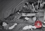 Standbild Evakuierung Krankenhaus europäische Theater, 1945, aus Sekunde 46 historischem Filmmaterial Videoclip 65675075314