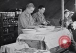 Standbild Evakuierung Krankenhaus europäische Theater, 1945, aus Sekunde 54 historischem Filmmaterial Videoclip 65675075314