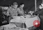 Standbild Evakuierung Krankenhaus europäische Theater, 1945, aus Sekunde 56 historischem Filmmaterial Videoclip 65675075314