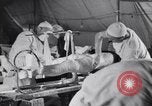 Standbild Evakuierung Krankenhaus europäische Theater, 1945, aus Sekunde 11 historischem Filmmaterial Videoclip 65675075315