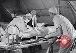 Standbild Evakuierung Krankenhaus europäische Theater, 1945, aus Sekunde 13 historischem Filmmaterial Videoclip 65675075315