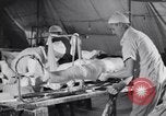 Standbild Evakuierung Krankenhaus europäische Theater, 1945, aus Sekunde 16 historischem Filmmaterial Videoclip 65675075315