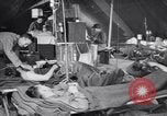 Standbild Evakuierung Krankenhaus europäische Theater, 1945, aus Sekunde 21 historischem Filmmaterial Videoclip 65675075315