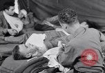 Standbild Evakuierung Krankenhaus europäische Theater, 1945, aus Sekunde 29 historischem Filmmaterial Videoclip 65675075315