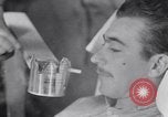 Standbild Evakuierung Krankenhaus europäische Theater, 1945, aus Sekunde 43 historischem Filmmaterial Videoclip 65675075315