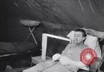 Standbild Evakuierung Krankenhaus europäische Theater, 1945, aus Sekunde 47 historischem Filmmaterial Videoclip 65675075315
