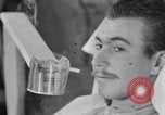Standbild Evakuierung Krankenhaus europäische Theater, 1945, aus Sekunde 49 historischem Filmmaterial Videoclip 65675075315
