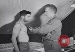 Standbild Evakuierung Krankenhaus europäische Theater, 1945, aus Sekunde 58 historischem Filmmaterial Videoclip 65675075315