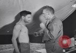 Standbild Evakuierung Krankenhaus europäische Theater, 1945, aus Sekunde 60 historischem Filmmaterial Videoclip 65675075315