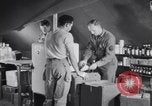Standbild Evakuierung Krankenhaus europäische Theater, 1945, aus Sekunde 27 historischem Filmmaterial Videoclip 65675075316