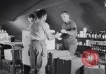 Standbild Evakuierung Krankenhaus europäische Theater, 1945, aus Sekunde 32 historischem Filmmaterial Videoclip 65675075316