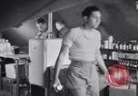 Standbild Evakuierung Krankenhaus europäische Theater, 1945, aus Sekunde 34 historischem Filmmaterial Videoclip 65675075316