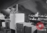 Standbild Evakuierung Krankenhaus europäische Theater, 1945, aus Sekunde 35 historischem Filmmaterial Videoclip 65675075316