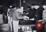 Standbild Evakuierung Krankenhaus europäische Theater, 1945, aus Sekunde 7 historischem Filmmaterial Videoclip 65675075317