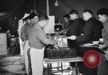 Standbild Evakuierung Krankenhaus europäische Theater, 1945, aus Sekunde 9 historischem Filmmaterial Videoclip 65675075317