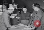 Standbild Evakuierung Krankenhaus europäische Theater, 1945, aus Sekunde 15 historischem Filmmaterial Videoclip 65675075317