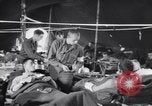 Standbild Evakuierung Krankenhaus europäische Theater, 1945, aus Sekunde 25 historischem Filmmaterial Videoclip 65675075317