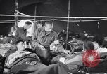 Standbild Evakuierung Krankenhaus europäische Theater, 1945, aus Sekunde 26 historischem Filmmaterial Videoclip 65675075317