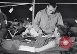 Standbild Evakuierung Krankenhaus europäische Theater, 1945, aus Sekunde 34 historischem Filmmaterial Videoclip 65675075317
