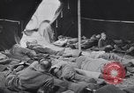 Immagine di Ospedale di evacuazione Teatro europeo, 1945, secondo 4 filmato di repertorio 65675075318
