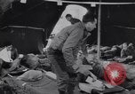 Immagine di Ospedale di evacuazione Teatro europeo, 1945, secondo 20 filmato di repertorio 65675075318