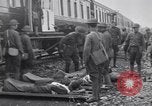 Image soldats des États-Unis Horville France, 1918, de la seconde 4 séquences d'archives historiques vidéo 65675075322