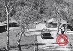 Image corpsmen médical Tontouta Nouvelle Calédonie, 1943, de la seconde 18 séquences d'archives historiques vidéo 65675075325