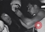 Image les blessés évacués en C-47 Avion d'évacuation d'air Îles Salomon, 1943, de la seconde 35 séquences d'archives historiques vidéo 65675075327