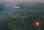 Immagine di Un-1H Skyraider bomber Il Vietnam, 1962, secondo 29 filmato di repertorio 65675075330