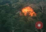Immagine di Un-1H Skyraider bomber Il Vietnam, 1962, secondo 40 filmato di repertorio 65675075330