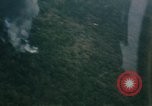 Immagine di Un-1H Skyraider bomber Il Vietnam, 1962, secondo 55 filmato di repertorio 65675075330