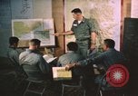 Image le personnel de la Force aérienne des États-Unis Vietnam, 1962, de la seconde 44 séquences d'archives historiques vidéo 65675075333