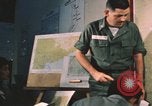 Image le personnel de la Force aérienne des États-Unis Vietnam, 1962, de la seconde 56 séquences d'archives historiques vidéo 65675075333
