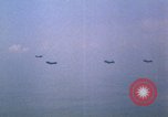 Image CH-21C Shawnee Helicopters Vietnam, 1962, de la seconde 8 séquences d'archives historiques vidéo 65675075336