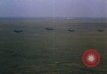 Image CH-21C Shawnee Helicopters Vietnam, 1962, de la seconde 28 séquences d'archives historiques vidéo 65675075336