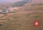 Image CH-21C Shawnee Helicopters Vietnam, 1962, de la seconde 49 séquences d'archives historiques vidéo 65675075336
