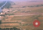 Image CH-21C Shawnee Helicopters Vietnam, 1962, de la seconde 52 séquences d'archives historiques vidéo 65675075336
