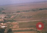 Image CH-21C Shawnee Helicopters Vietnam, 1962, de la seconde 54 séquences d'archives historiques vidéo 65675075336