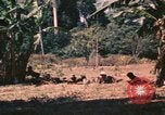 Image vietnamiens de la défense civile hommes Buen Eane Vietnam, 1962, de la seconde 54 séquences d'archives historiques vidéo 65675075337