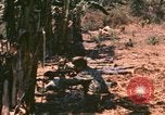 Image vietnamiens de la défense civile hommes Buen Eane Vietnam, 1962, de la seconde 58 séquences d'archives historiques vidéo 65675075337