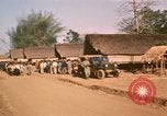Image Escadron de défense civile Buen Eane Vietnam, 1962, de la seconde 13 séquences d'archives historiques vidéo 65675075338