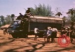 Immagine di Civili di difesa personale Buen Eane Vietnam, 1962, secondo 5 filmato di repertorio 65675075340
