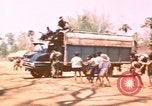 Immagine di Civili di difesa personale Buen Eane Vietnam, 1962, secondo 12 filmato di repertorio 65675075340
