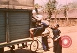 Immagine di Civili di difesa personale Buen Eane Vietnam, 1962, secondo 20 filmato di repertorio 65675075340