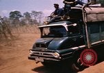 Immagine di Civili di difesa personale Buen Eane Vietnam, 1962, secondo 37 filmato di repertorio 65675075340
