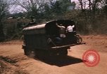 Immagine di Civili di difesa personale Buen Eane Vietnam, 1962, secondo 44 filmato di repertorio 65675075340