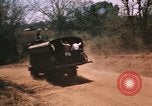 Immagine di Civili di difesa personale Buen Eane Vietnam, 1962, secondo 45 filmato di repertorio 65675075340