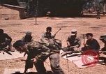 Immagine di Civili di difesa personale Buen Eane Vietnam, 1962, secondo 60 filmato di repertorio 65675075340